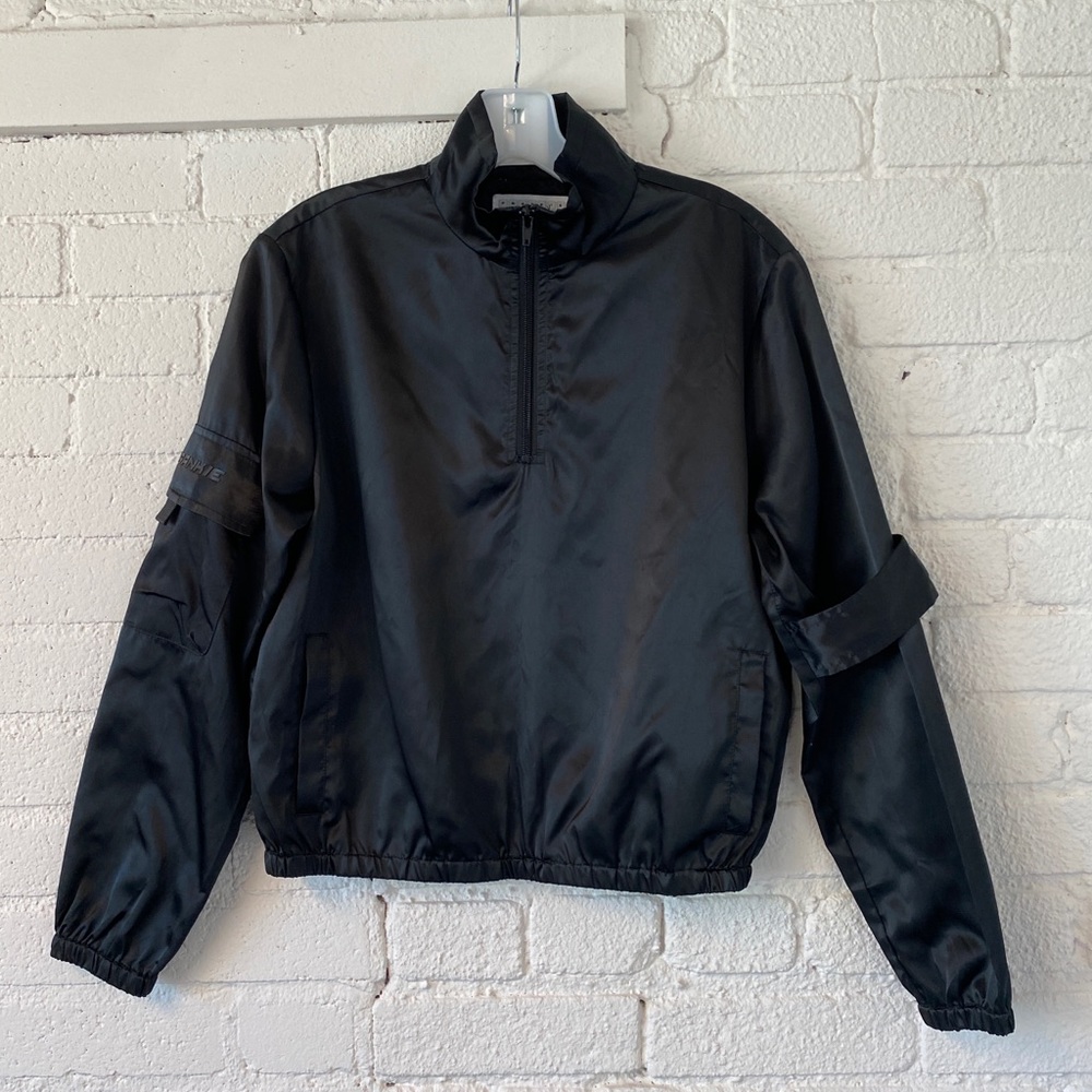 Quarter zip pullover windbreaker